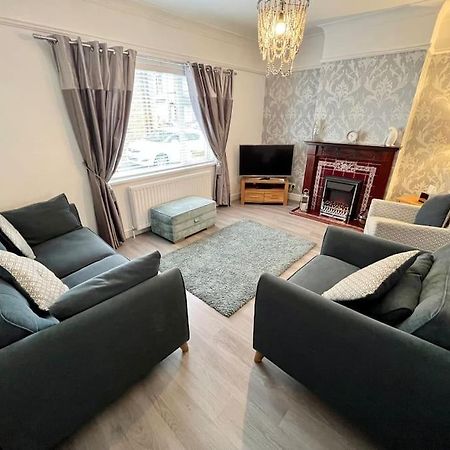 Scoresby Escape - Whitby Holiday Home Extérieur photo