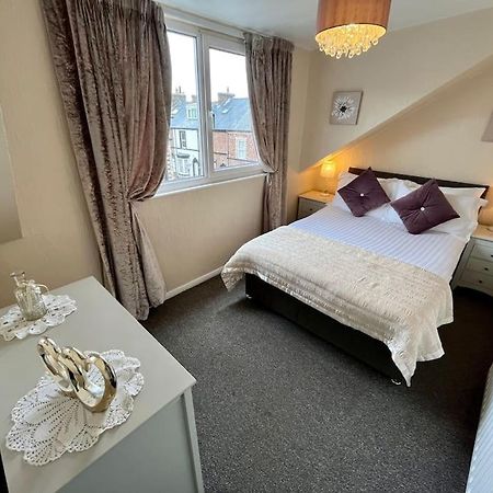 Scoresby Escape - Whitby Holiday Home Extérieur photo