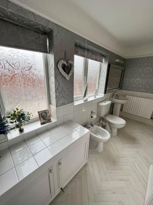 Scoresby Escape - Whitby Holiday Home Extérieur photo