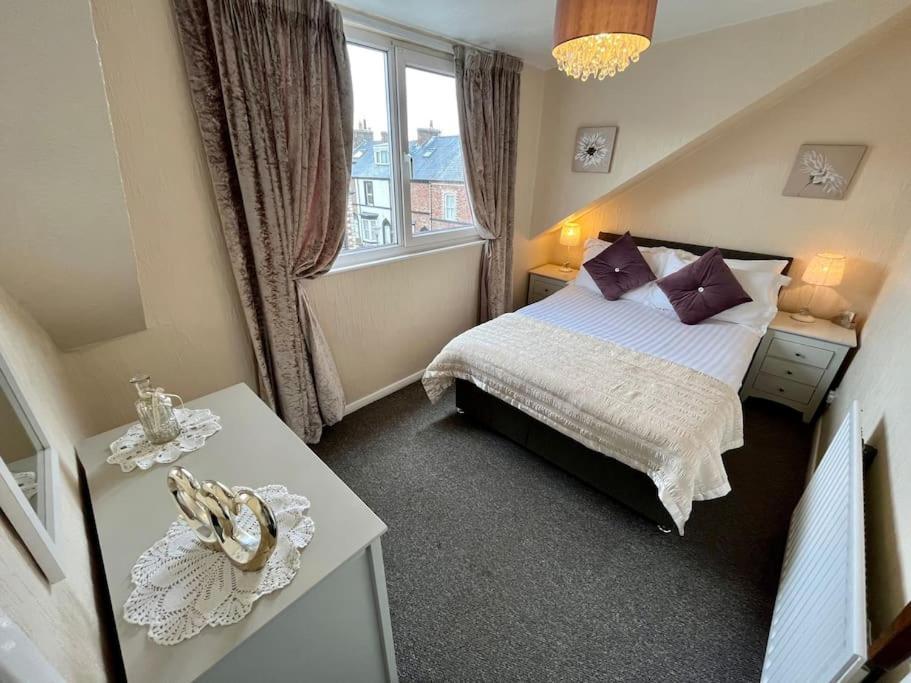Scoresby Escape - Whitby Holiday Home Extérieur photo